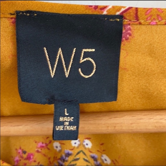 W5 💛🧡🤎Mustard print blouse - Picture 8 of 9